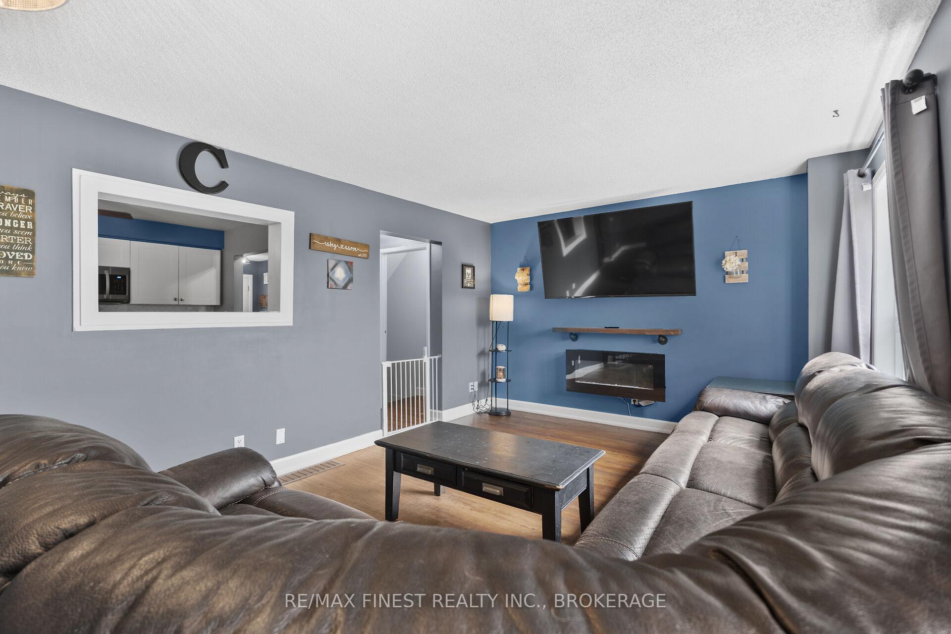 Photo 23 of 103 Davey Crescent, Loyalist, Amherstview — HOMEH