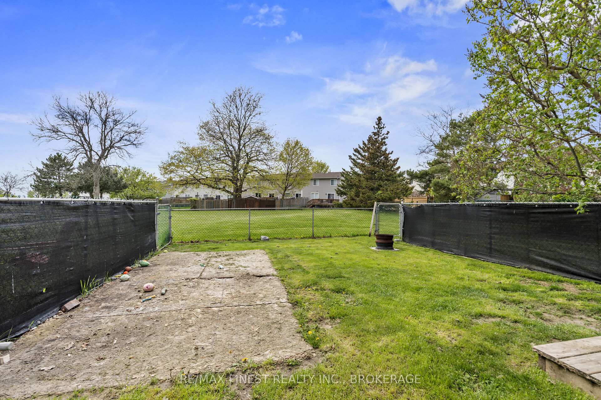 Photo 25 of 103 Davey Crescent, Loyalist, Amherstview — HOMEH