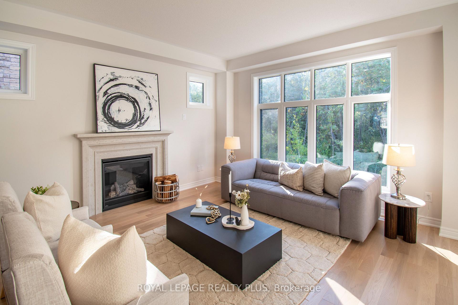 Photo 7 of 1454 Davis Loop Circle, Innisfil, Lefroy — HOMEH