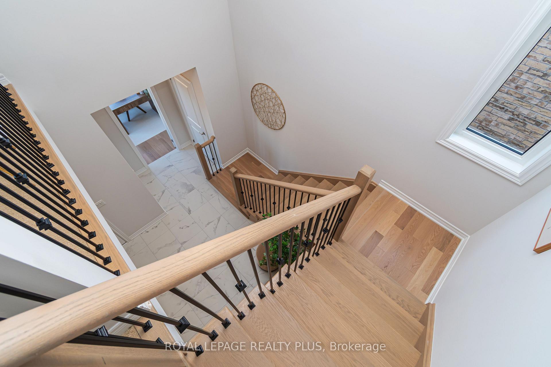 Photo 17 of 1454 Davis Loop Circle, Innisfil, Lefroy — HOMEH