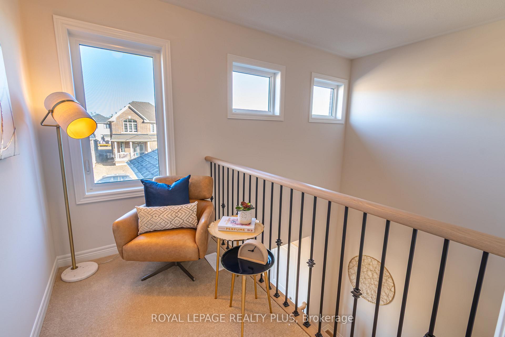 Photo 20 of 1454 Davis Loop Circle, Innisfil, Lefroy — HOMEH