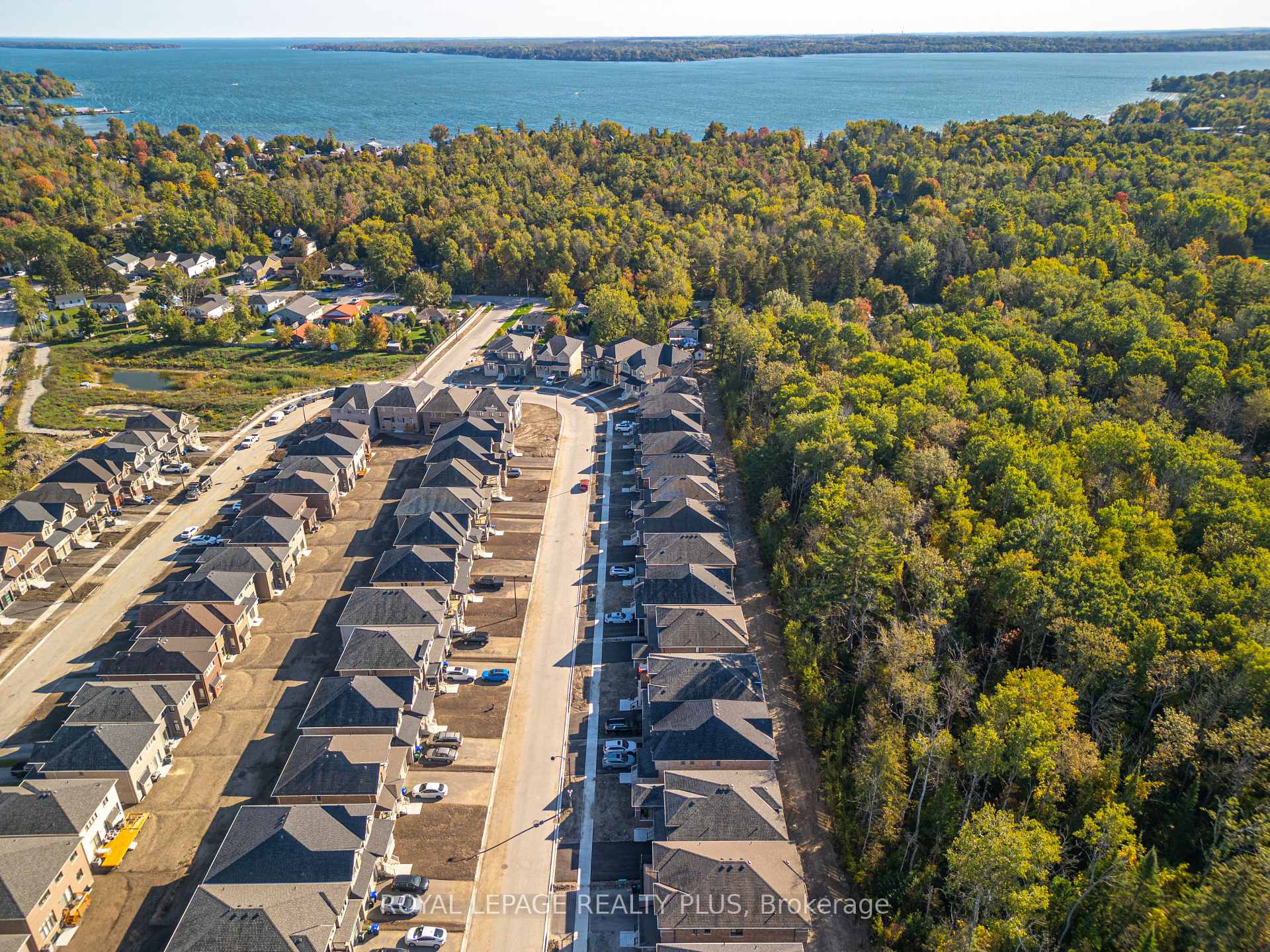 Photo 40 of 1454 Davis Loop Circle, Innisfil, Lefroy — HOMEH
