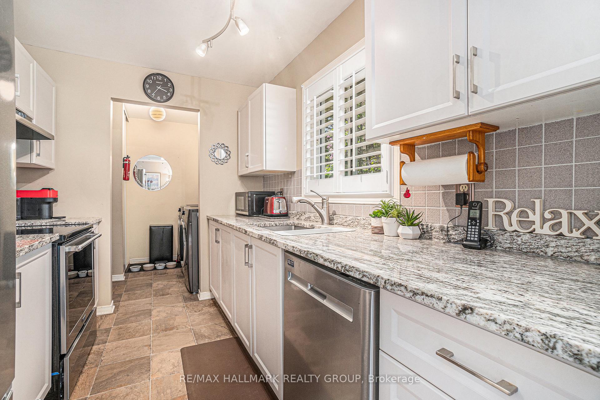 Photo 7 of 2199 Wallingford Way, Ottawa, North Gower — HOMEH