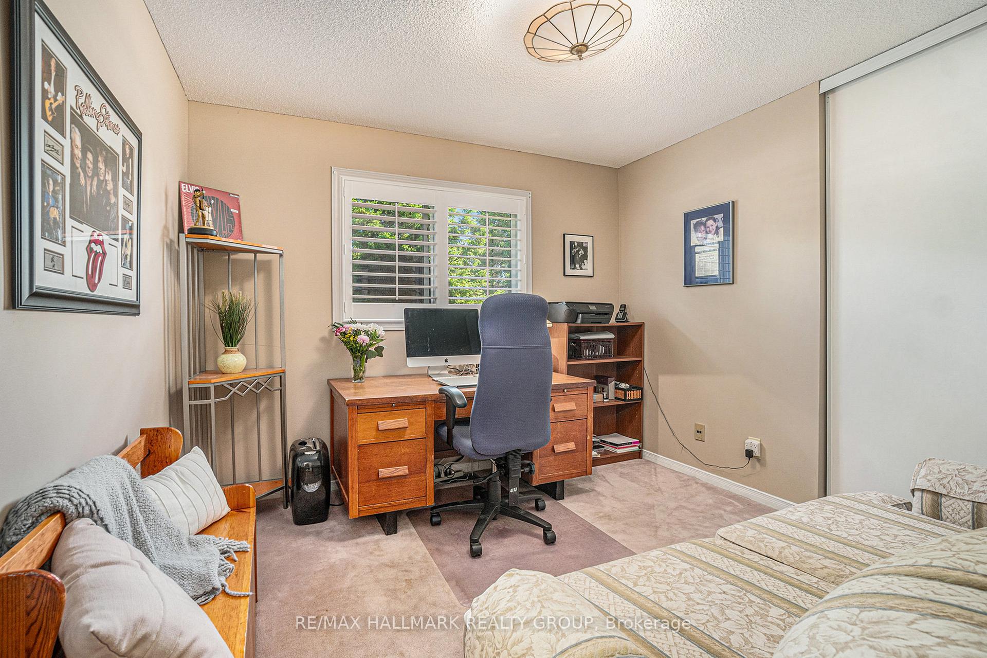 Photo 13 of 2199 Wallingford Way, Ottawa, North Gower — HOMEH