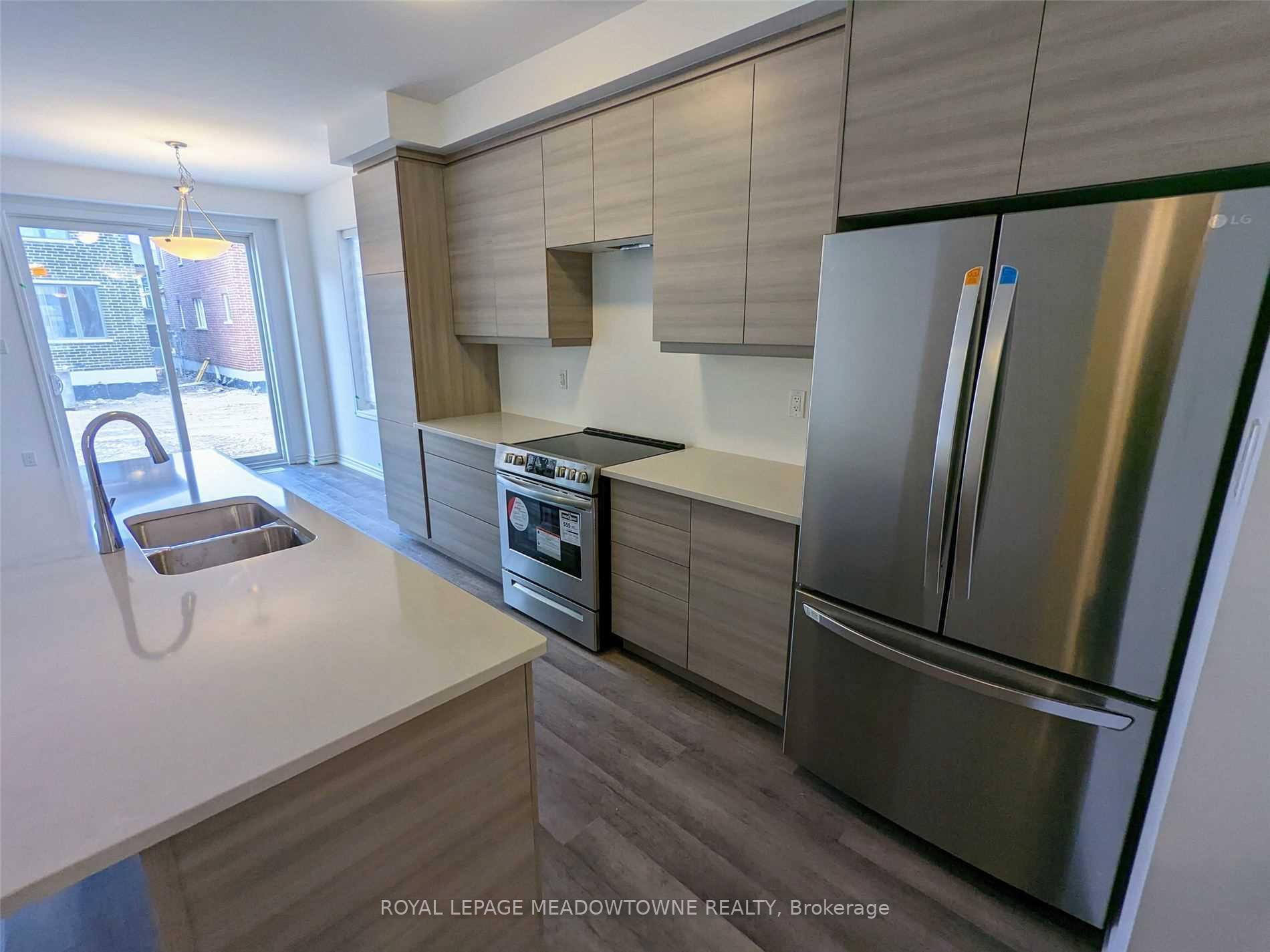 Photo 10 of 11 Saxony Street, Kitchener — HOMEH