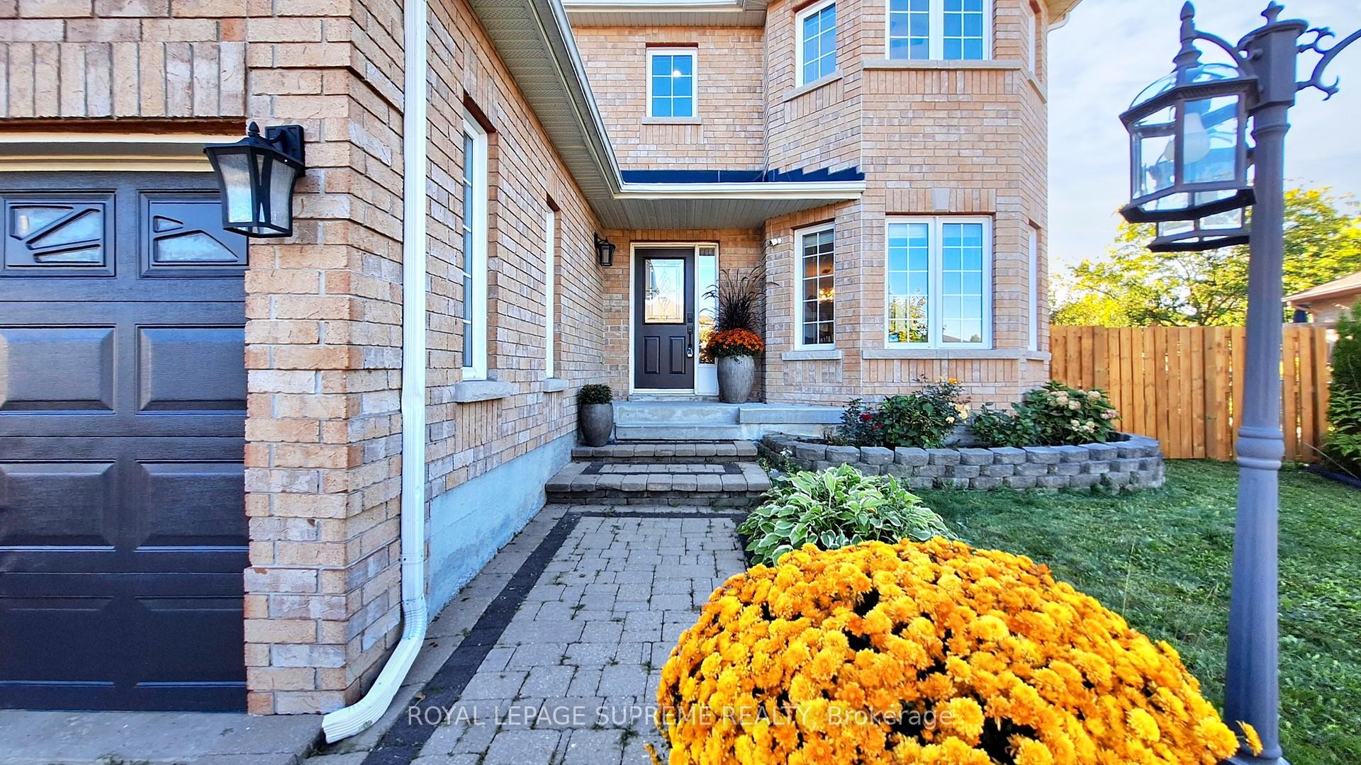 Photo 3 of 2249 Jack Crescent, Innisfil, Alcona — HOMEH