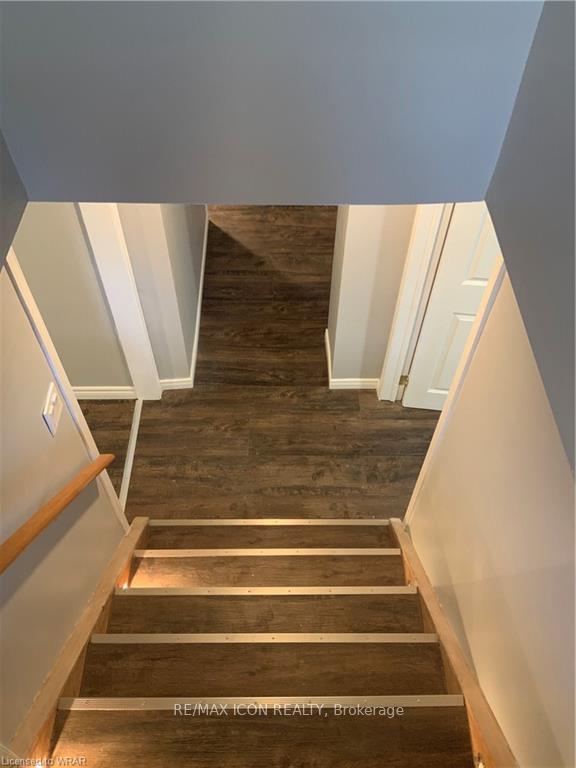 Photo 3 of 780 Rockway Drive, Kitchener — HOMEH