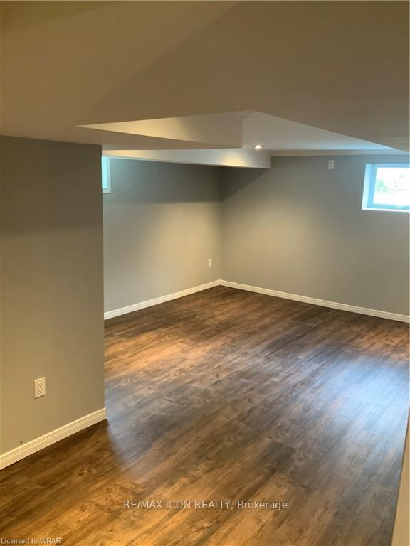 Photo 7 of 780 Rockway Drive, Kitchener — HOMEH