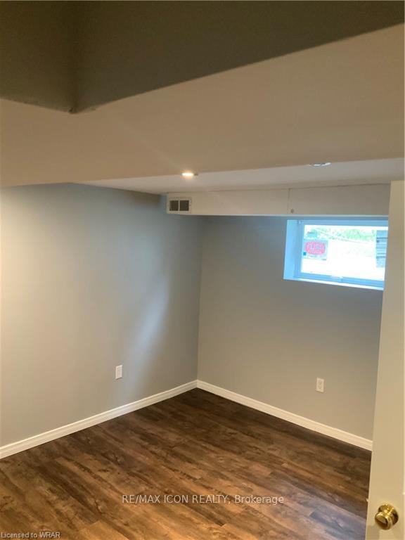 Photo 11 of 780 Rockway Drive, Kitchener — HOMEH