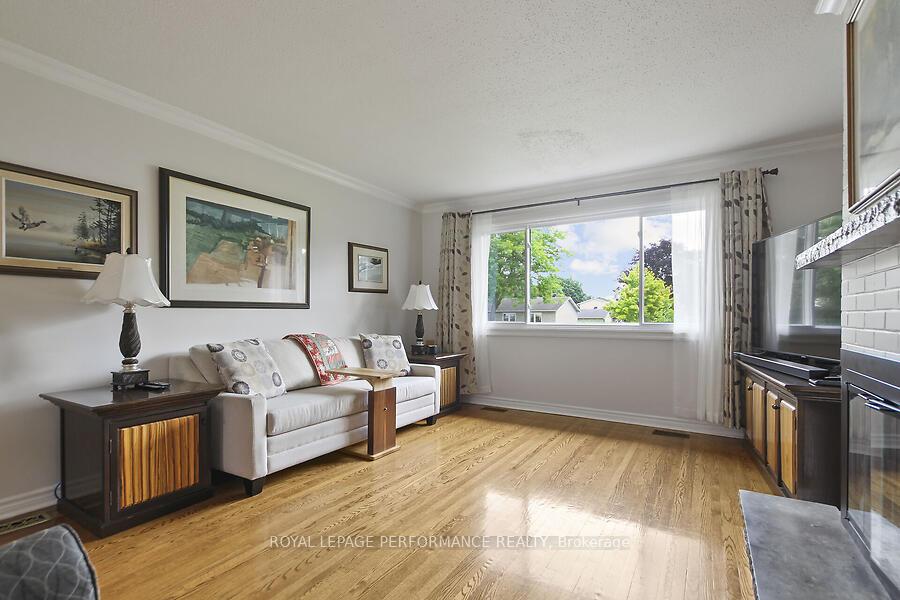 Photo 6 of 141 Abbotsford Road, Ottawa, Kanata - Glencairn/Hazeldean — HOMEH