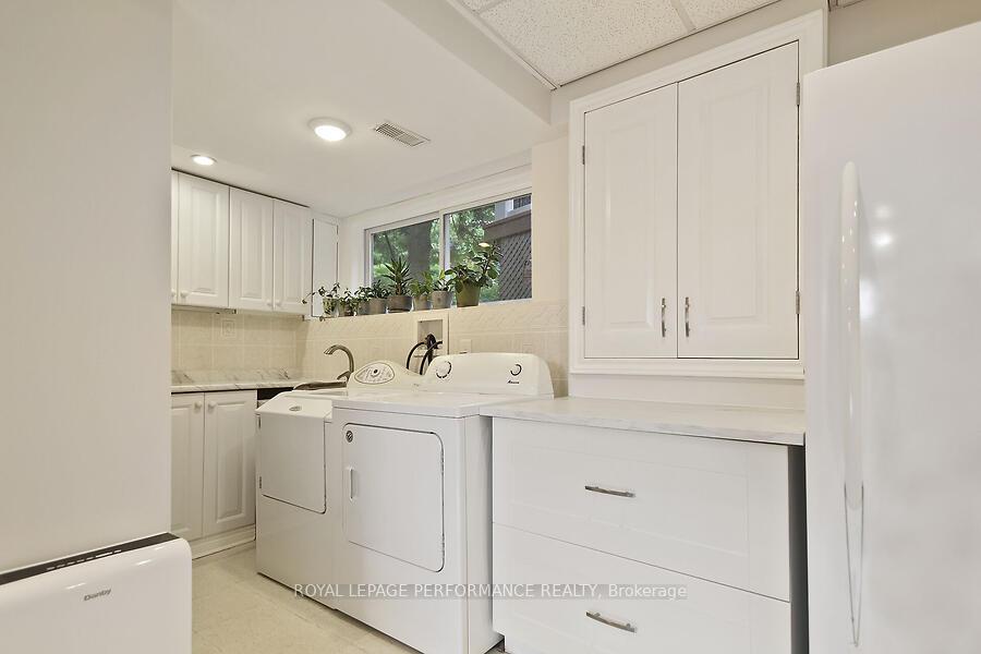 Photo 31 of 141 Abbotsford Road, Ottawa, Kanata - Glencairn/Hazeldean — HOMEH