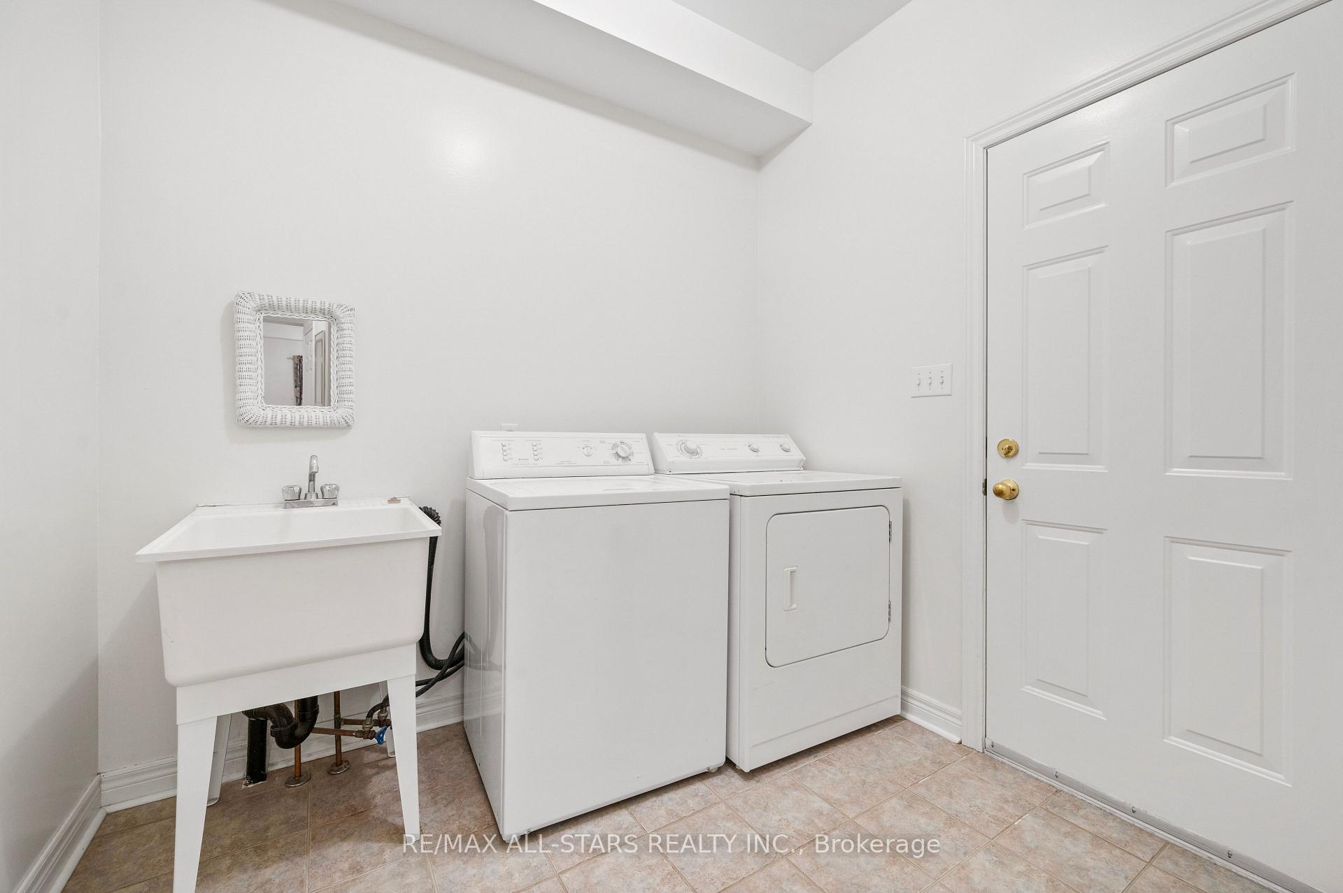Photo 22 of 9 Wood Thrush Avenue, Markham, Legacy — HOMEH