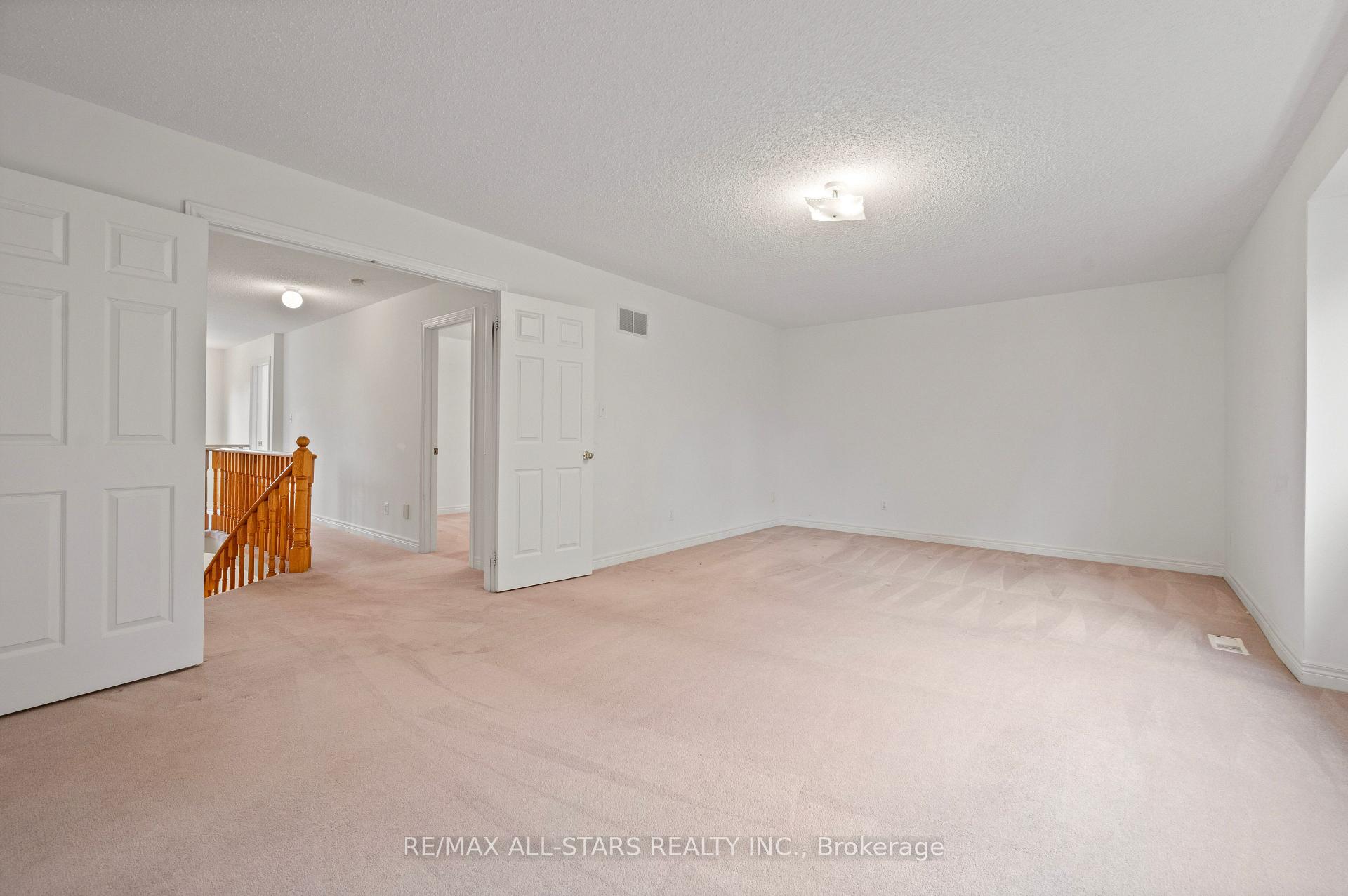 Photo 28 of 9 Wood Thrush Avenue, Markham, Legacy — HOMEH