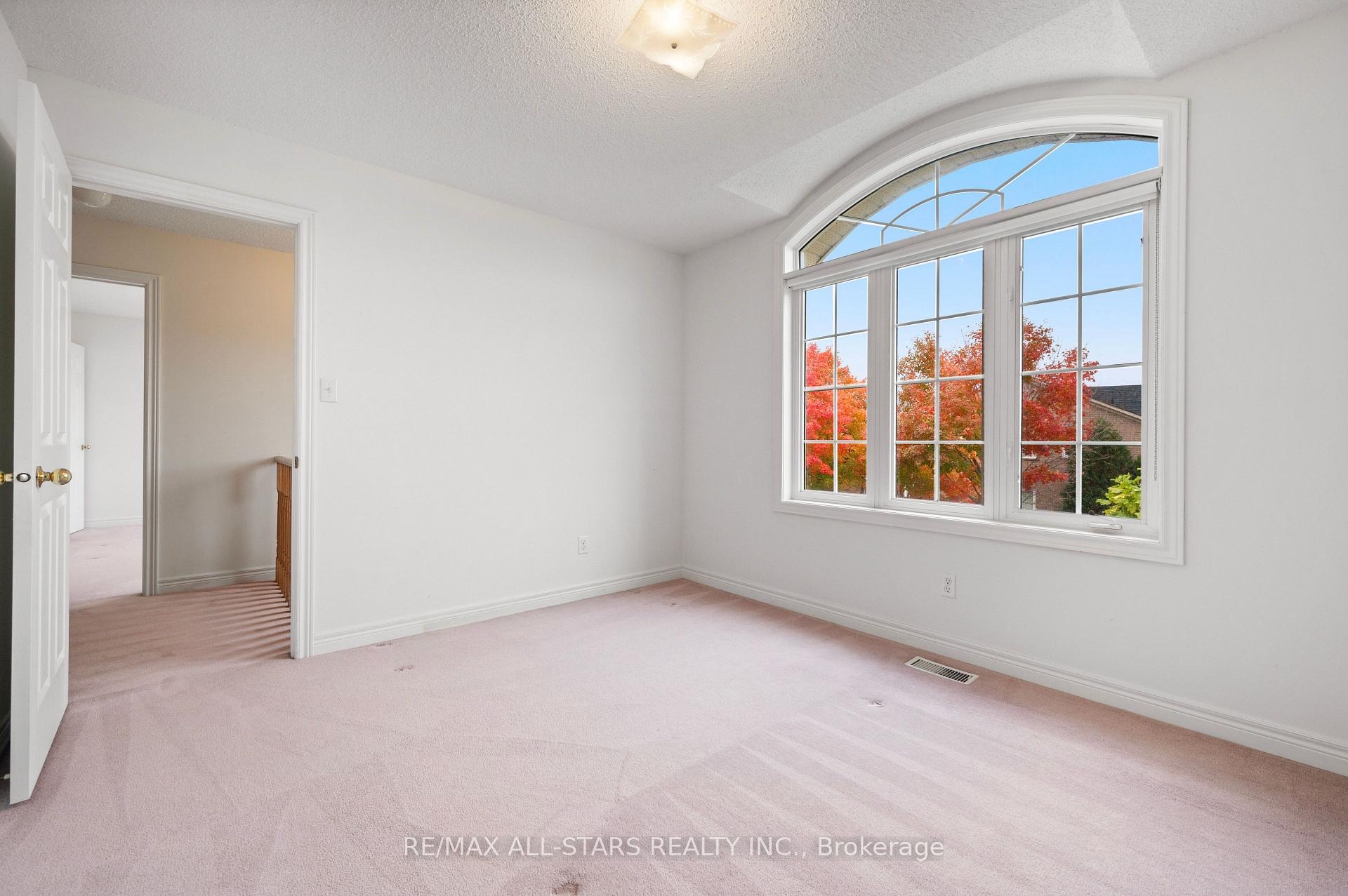 Photo 38 of 9 Wood Thrush Avenue, Markham, Legacy — HOMEH