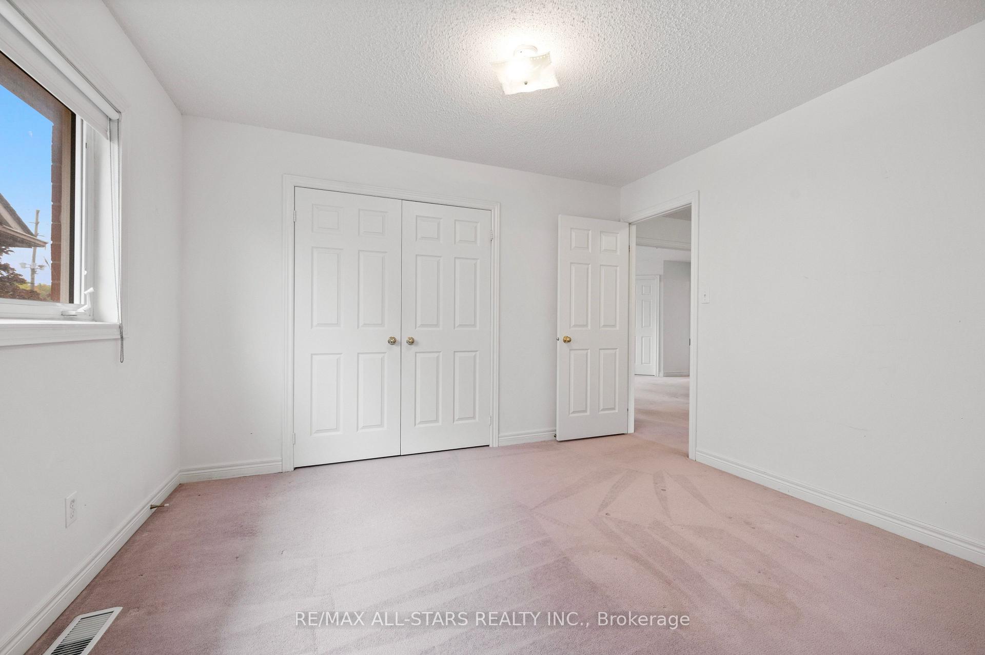 Photo 43 of 9 Wood Thrush Avenue, Markham, Legacy — HOMEH