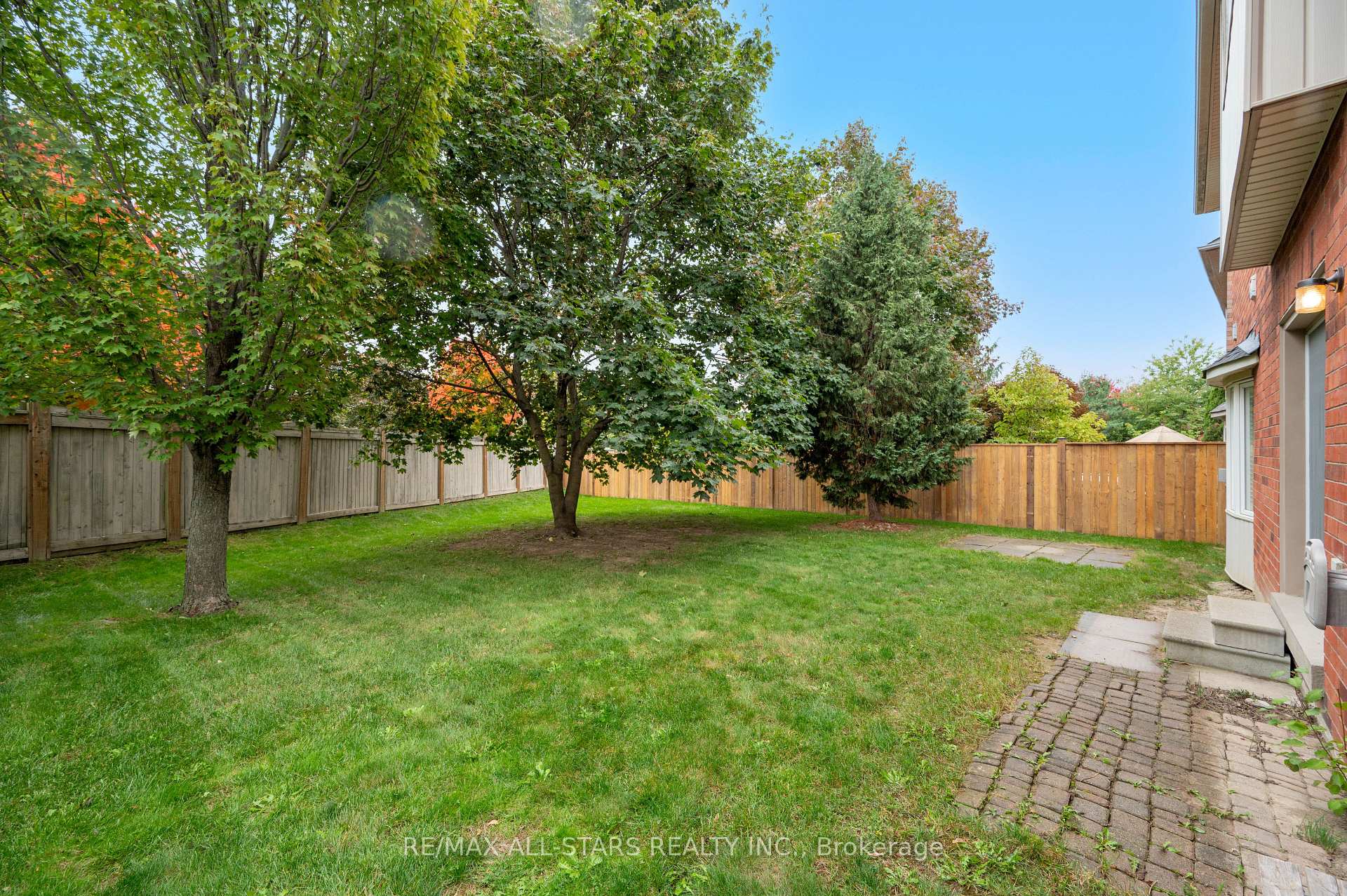 Photo 44 of 9 Wood Thrush Avenue, Markham, Legacy — HOMEH