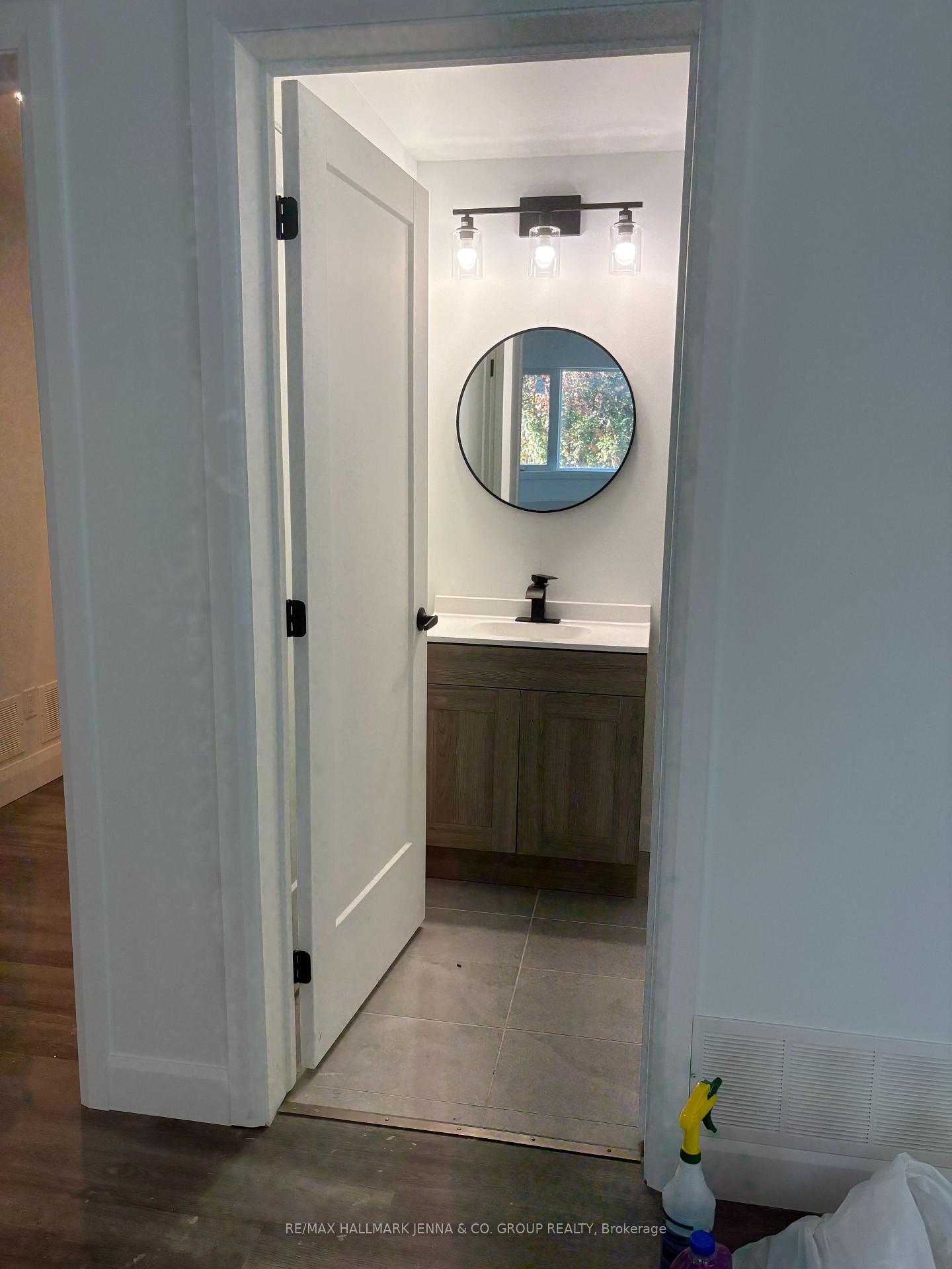 Photo 11 of Unit B, 14 Belleview Drive, Ottawa, Kanata - Katimavik — HOMEH