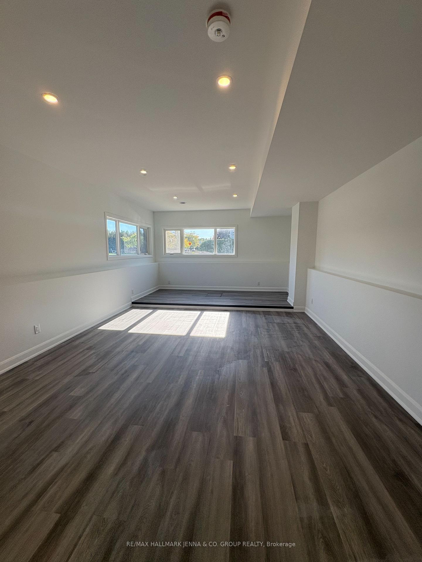 Photo 12 of Unit B, 14 Belleview Drive, Ottawa, Kanata - Katimavik — HOMEH