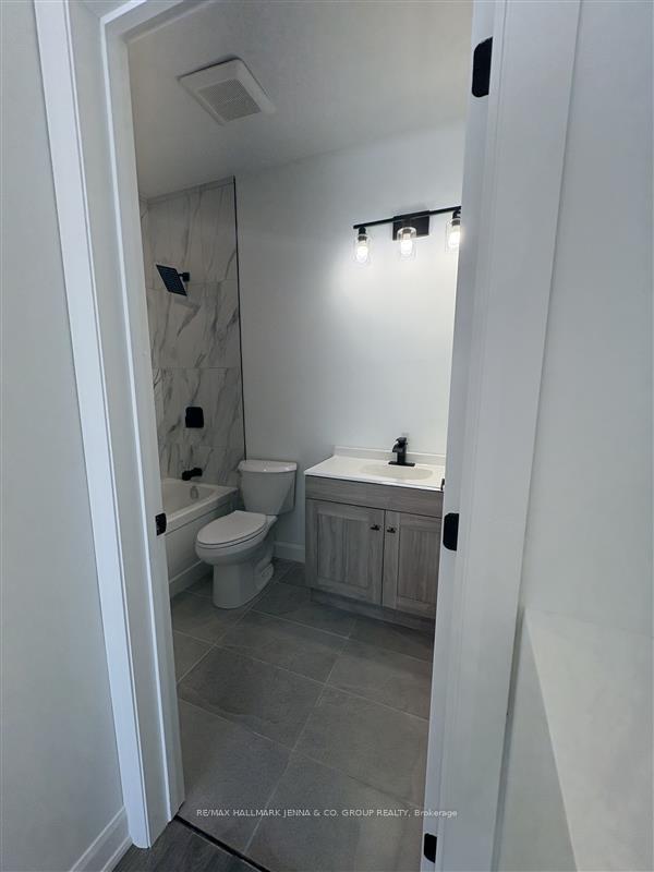 Photo 14 of Unit B, 14 Belleview Drive, Ottawa, Kanata - Katimavik — HOMEH