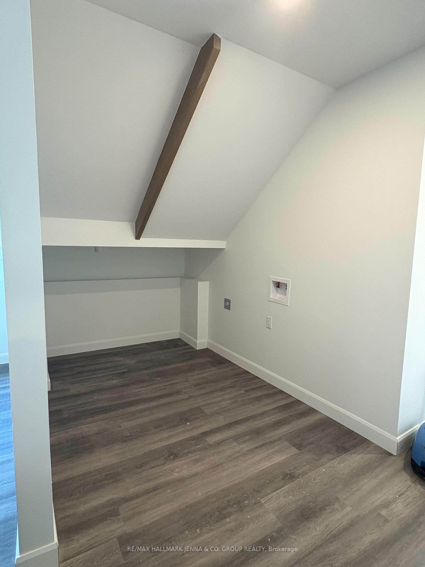 Photo 15 of Unit B, 14 Belleview Drive, Ottawa, Kanata - Katimavik — HOMEH