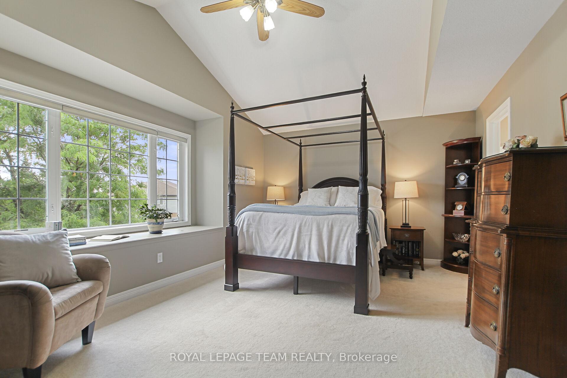Photo 24 of 19 Maricona Way, Ottawa, Kanata - Kanata Lakes/Heritage Hills — HOMEH