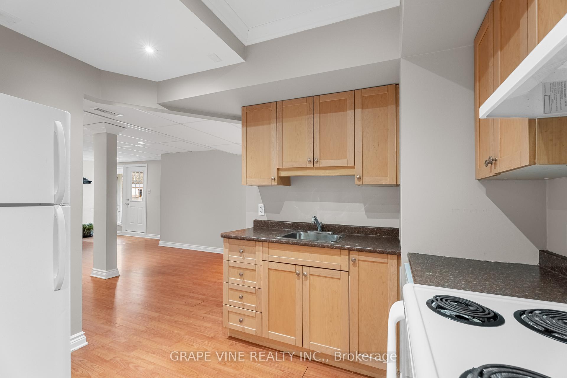 Photo 23 of 1507 Century Road E, Ottawa, Manotick South to Roger Stevens — HOMEH