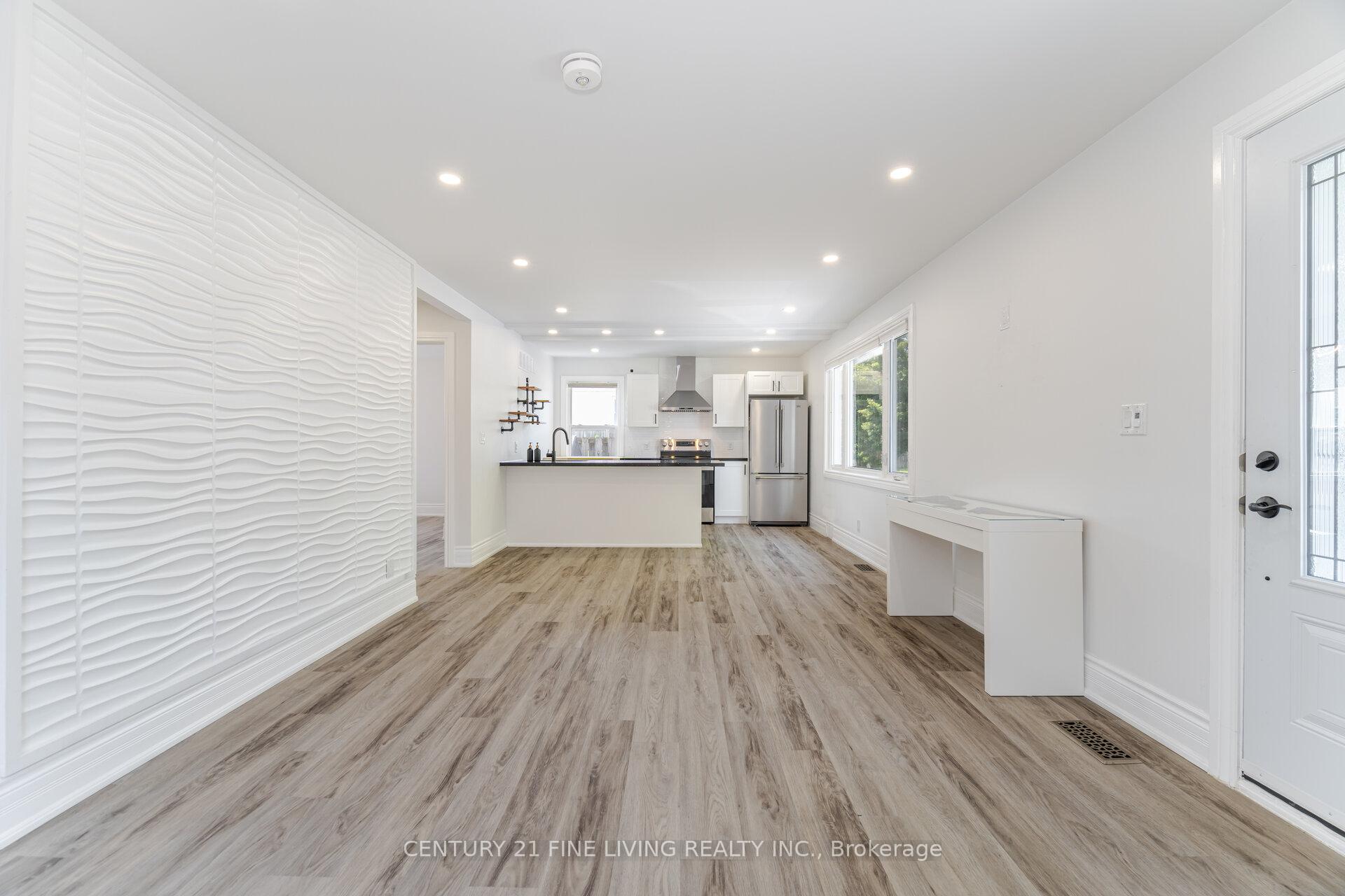 Photo 6 of Unit Whole House, 619 Upper Paradise Road, Hamilton, Gilbert — HOMEH