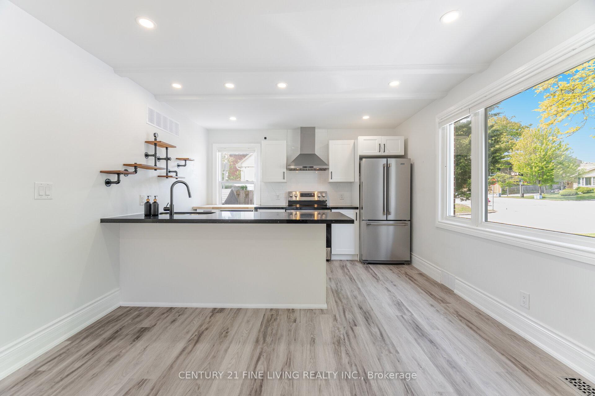 Photo 8 of Unit Whole House, 619 Upper Paradise Road, Hamilton, Gilbert — HOMEH