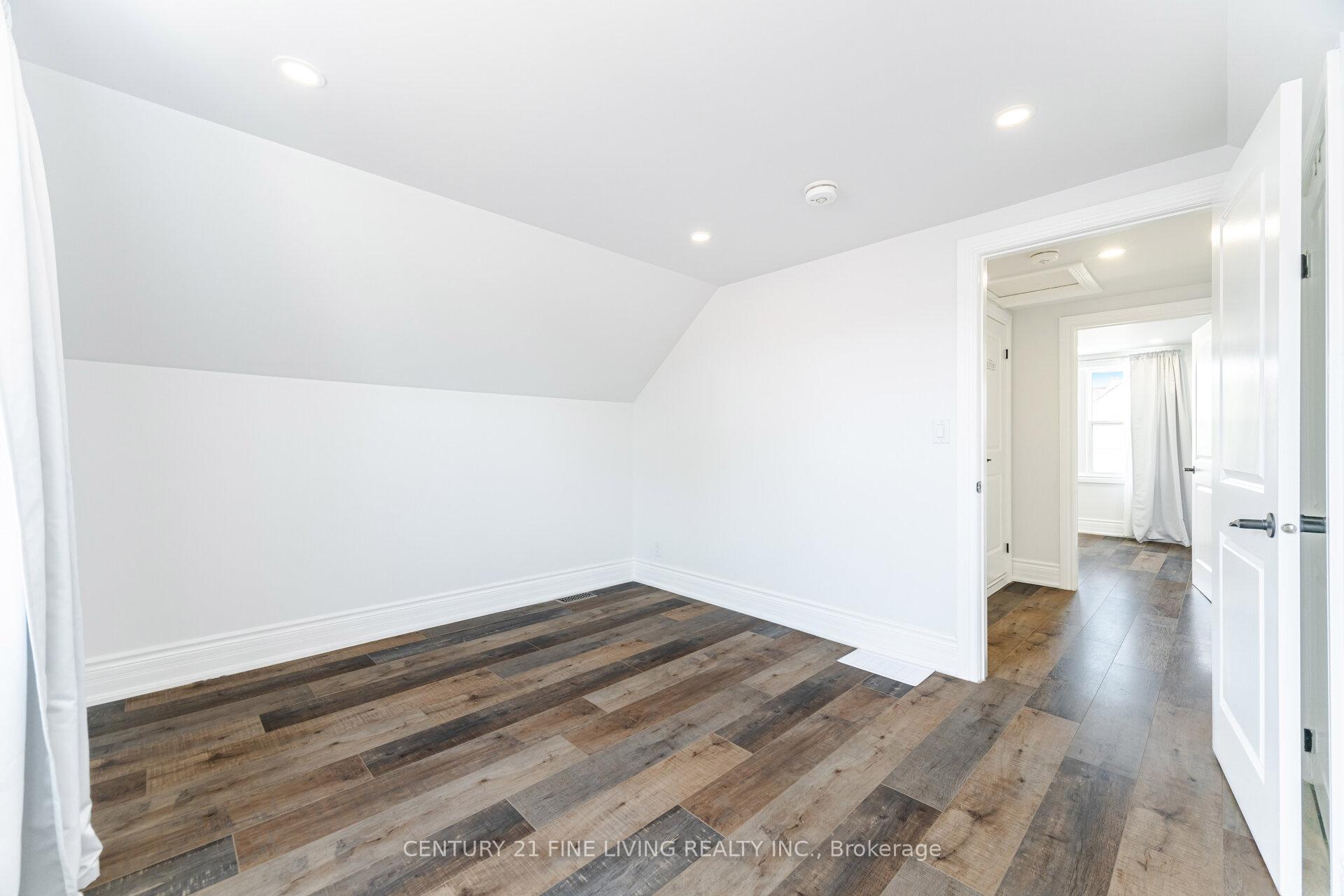 Photo 22 of Unit Whole House, 619 Upper Paradise Road, Hamilton, Gilbert — HOMEH