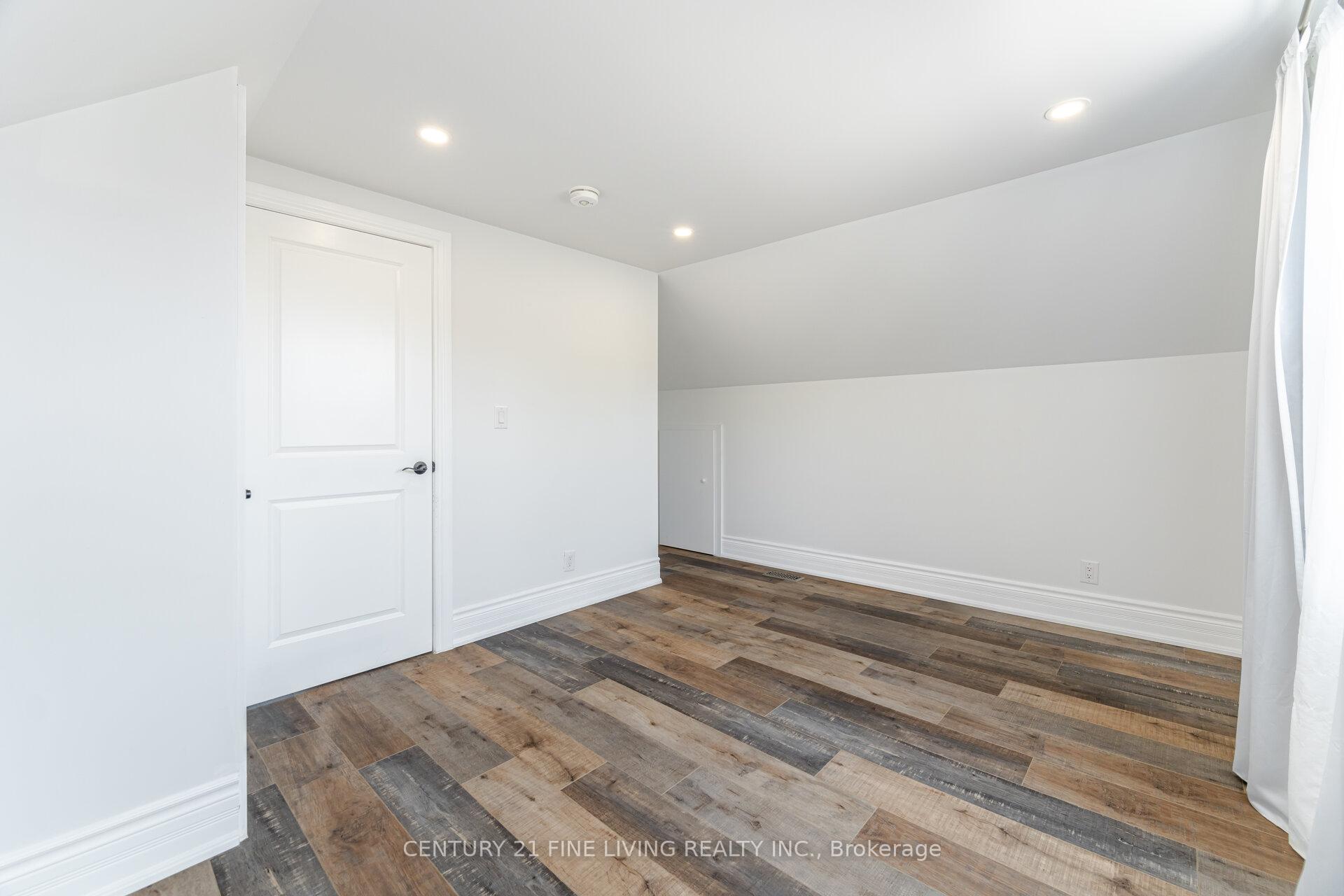 Photo 25 of Unit Whole House, 619 Upper Paradise Road, Hamilton, Gilbert — HOMEH