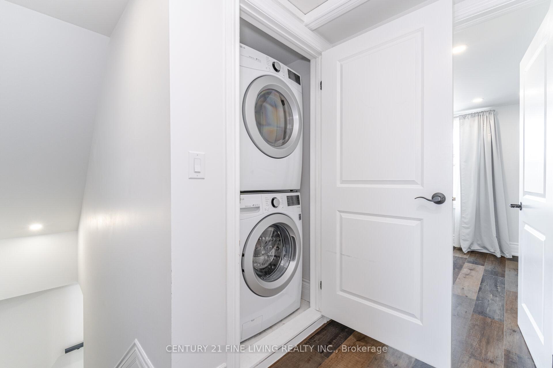 Photo 28 of Unit Whole House, 619 Upper Paradise Road, Hamilton, Gilbert — HOMEH