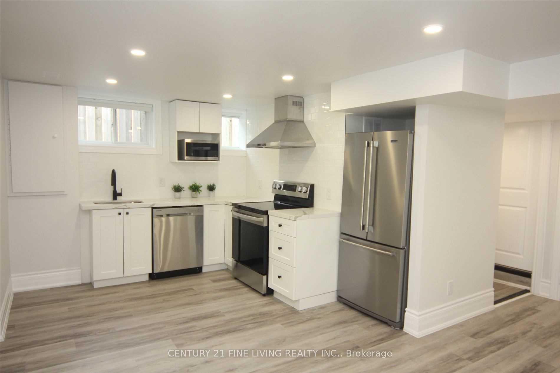 Photo 33 of Unit Whole House, 619 Upper Paradise Road, Hamilton, Gilbert — HOMEH