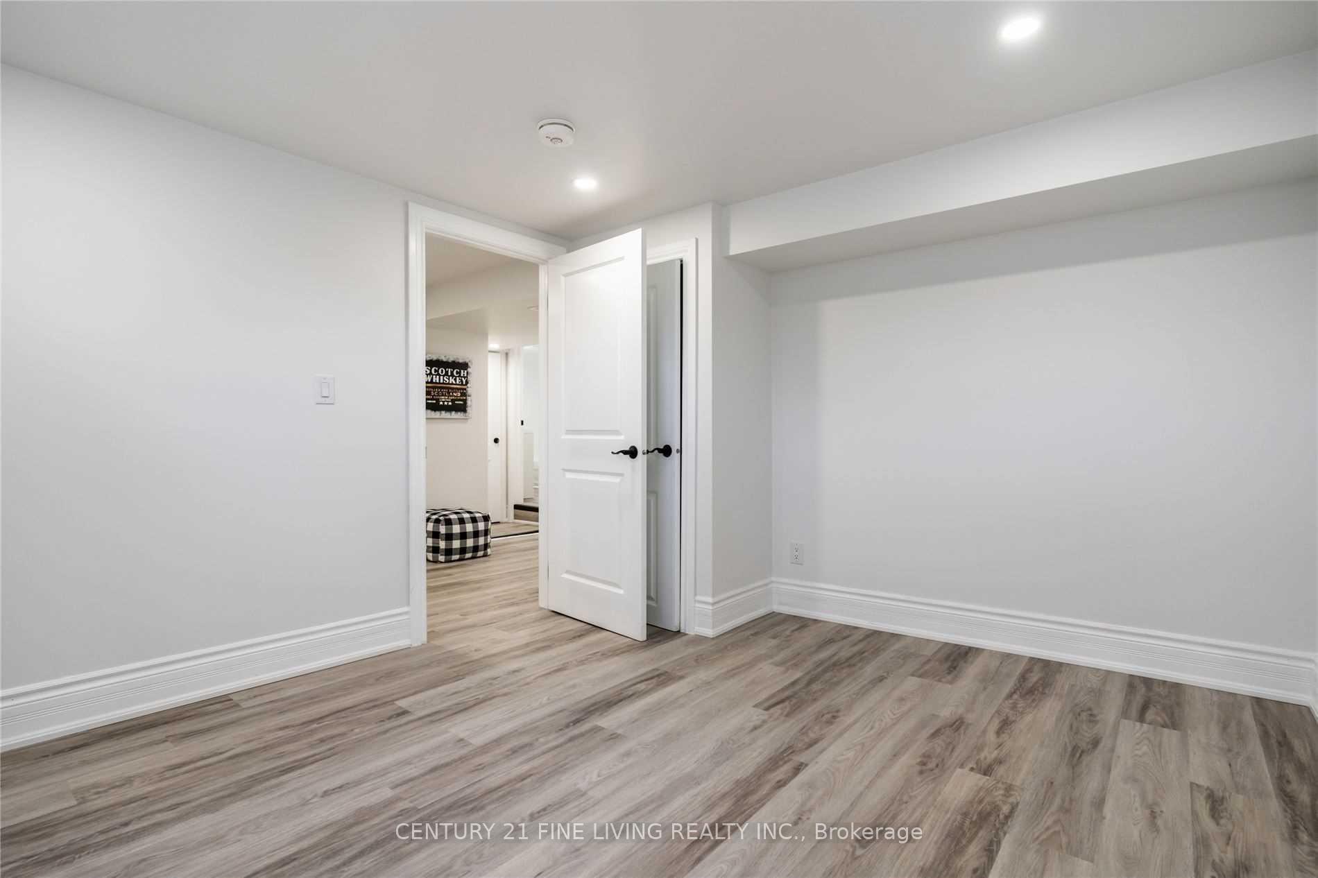 Photo 41 of Unit Whole House, 619 Upper Paradise Road, Hamilton, Gilbert — HOMEH