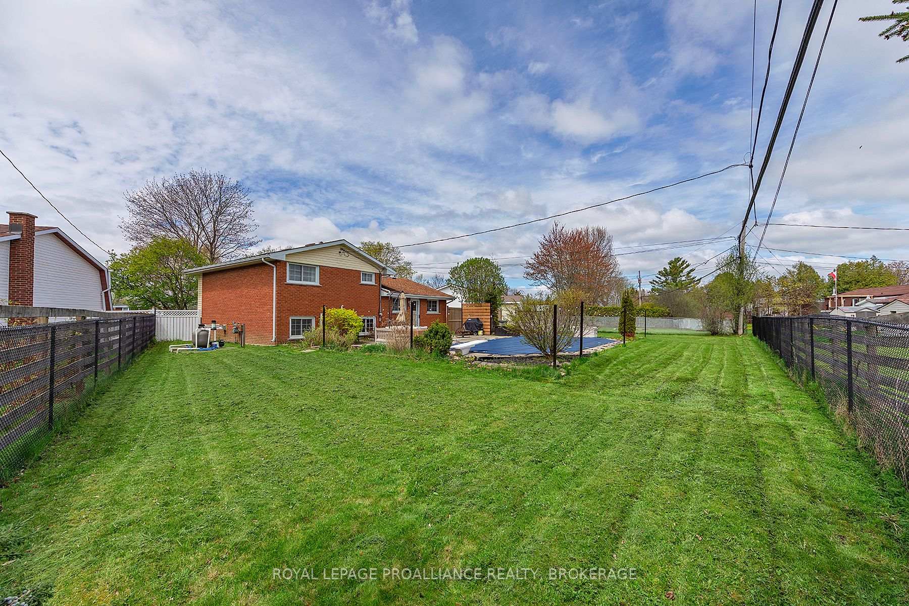 Photo 13 of 7 Bakers Lane, Loyalist, Amherstview — HOMEH