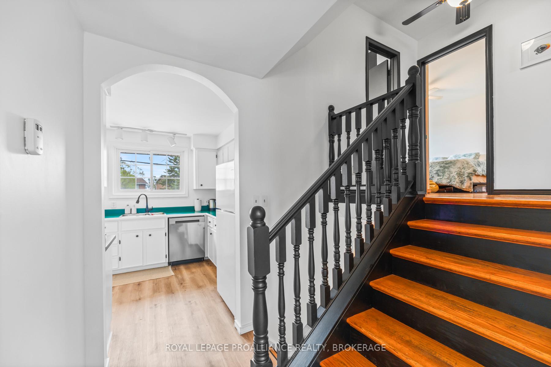 Photo 22 of 7 Bakers Lane, Loyalist, Amherstview — HOMEH