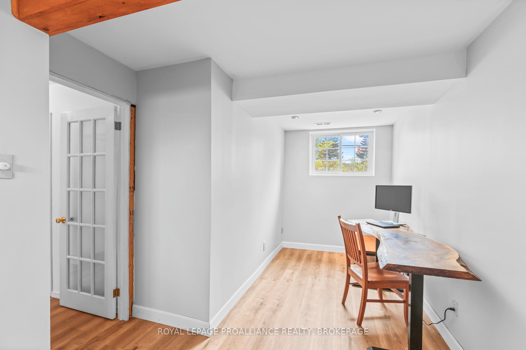 Photo 44 of 7 Bakers Lane, Loyalist, Amherstview — HOMEH