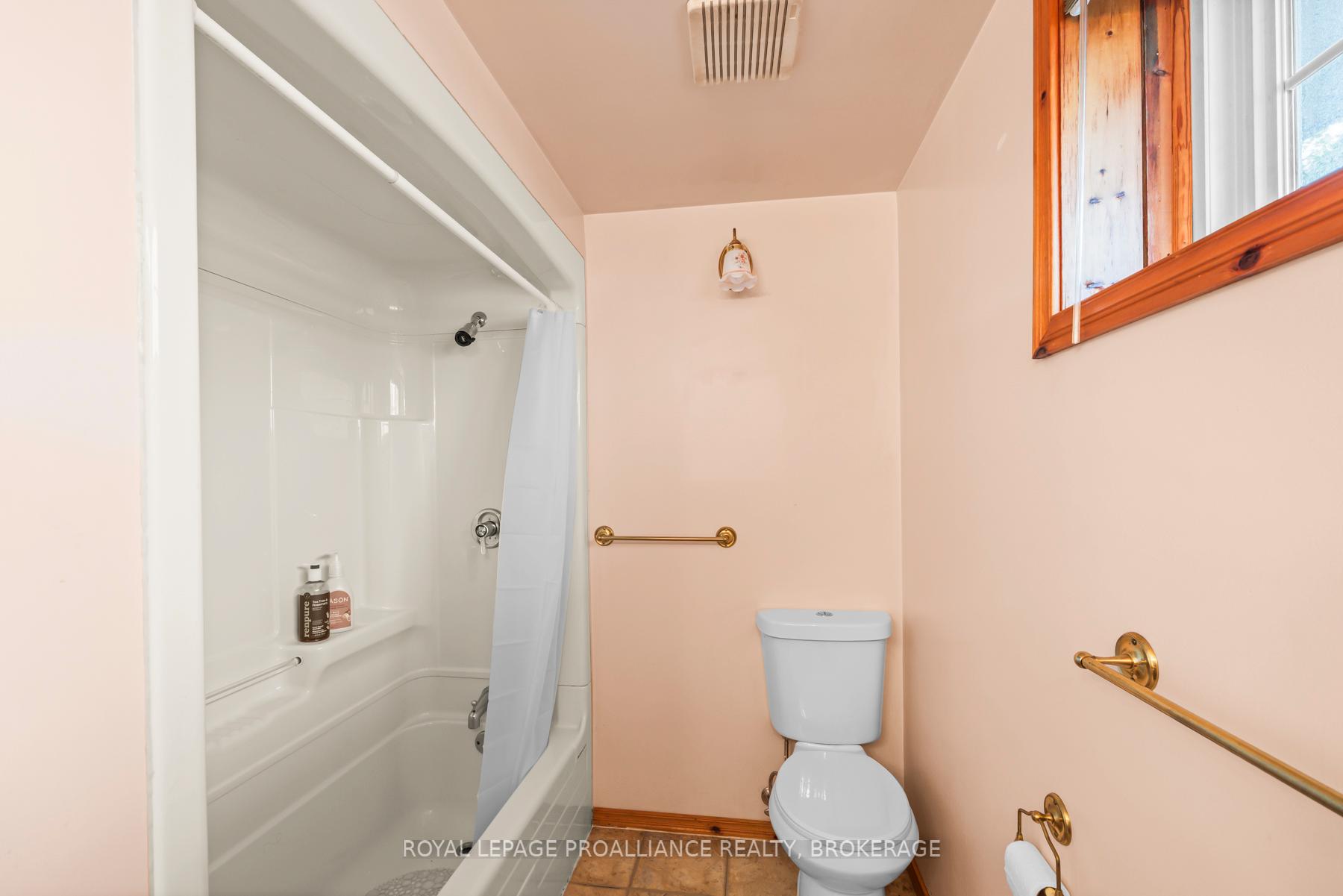 Photo 47 of 7 Bakers Lane, Loyalist, Amherstview — HOMEH