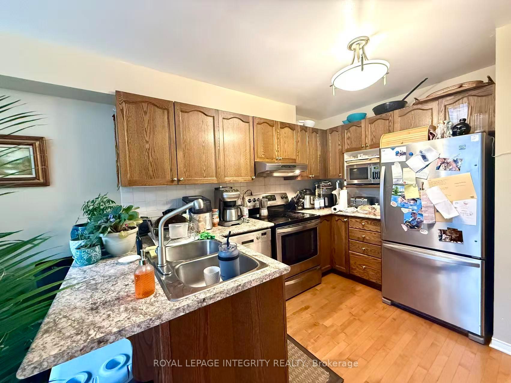 Photo 4 of 3 Ipswich Terrace, Ottawa, Kanata - Morgan's Grant/South March — HOMEH
