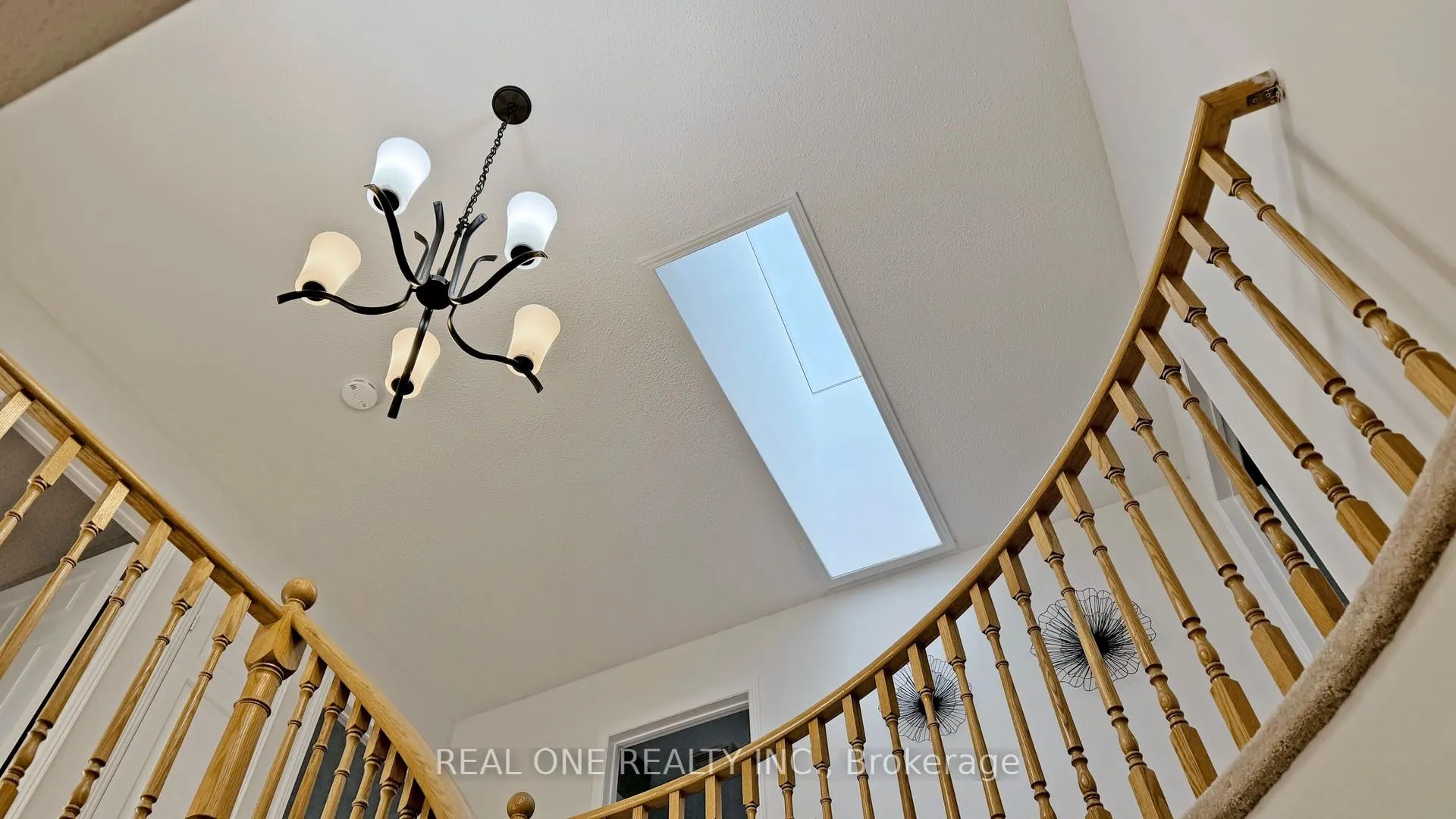 Photo 18 of 35 Aitken Circle, Markham, Unionville — HOMEH