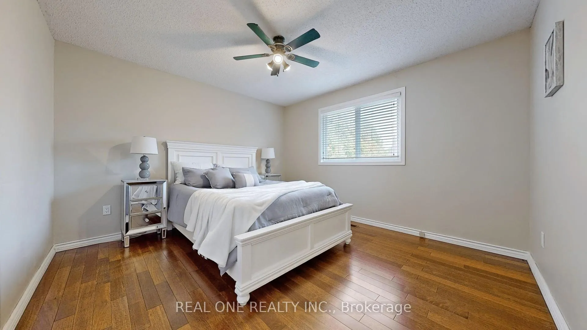 Photo 24 of 35 Aitken Circle, Markham, Unionville — HOMEH