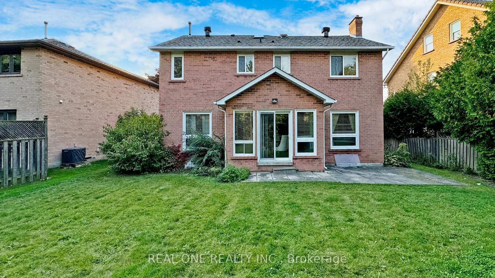 Photo 29 of 35 Aitken Circle, Markham, Unionville — HOMEH