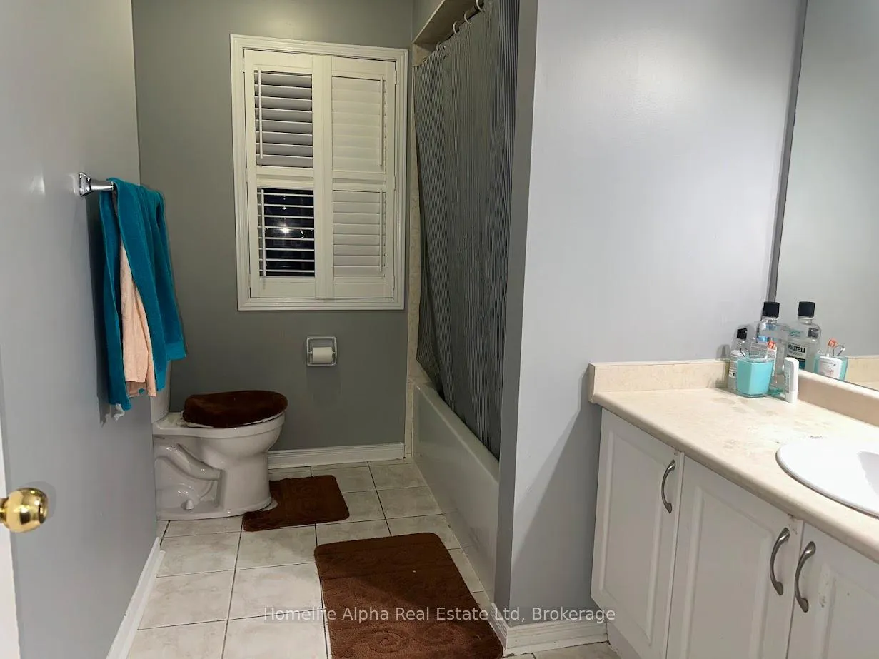 Photo 16 of 24 Jack Monkman Crescent, Markham, Cedarwood — HOMEH