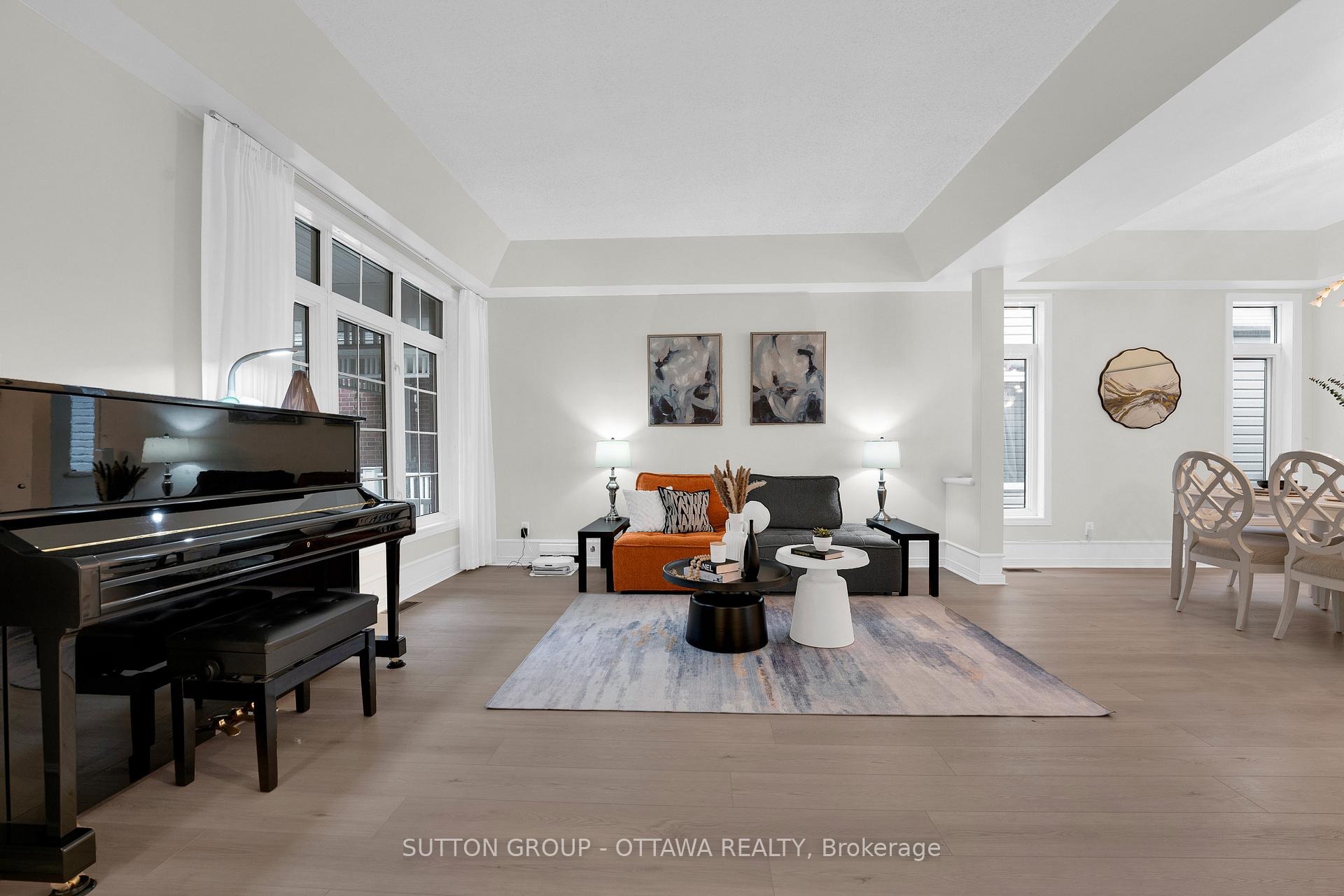 Photo 4 of 8 Dunn Street, Ottawa, Kanata - Beaverbrook — HOMEH