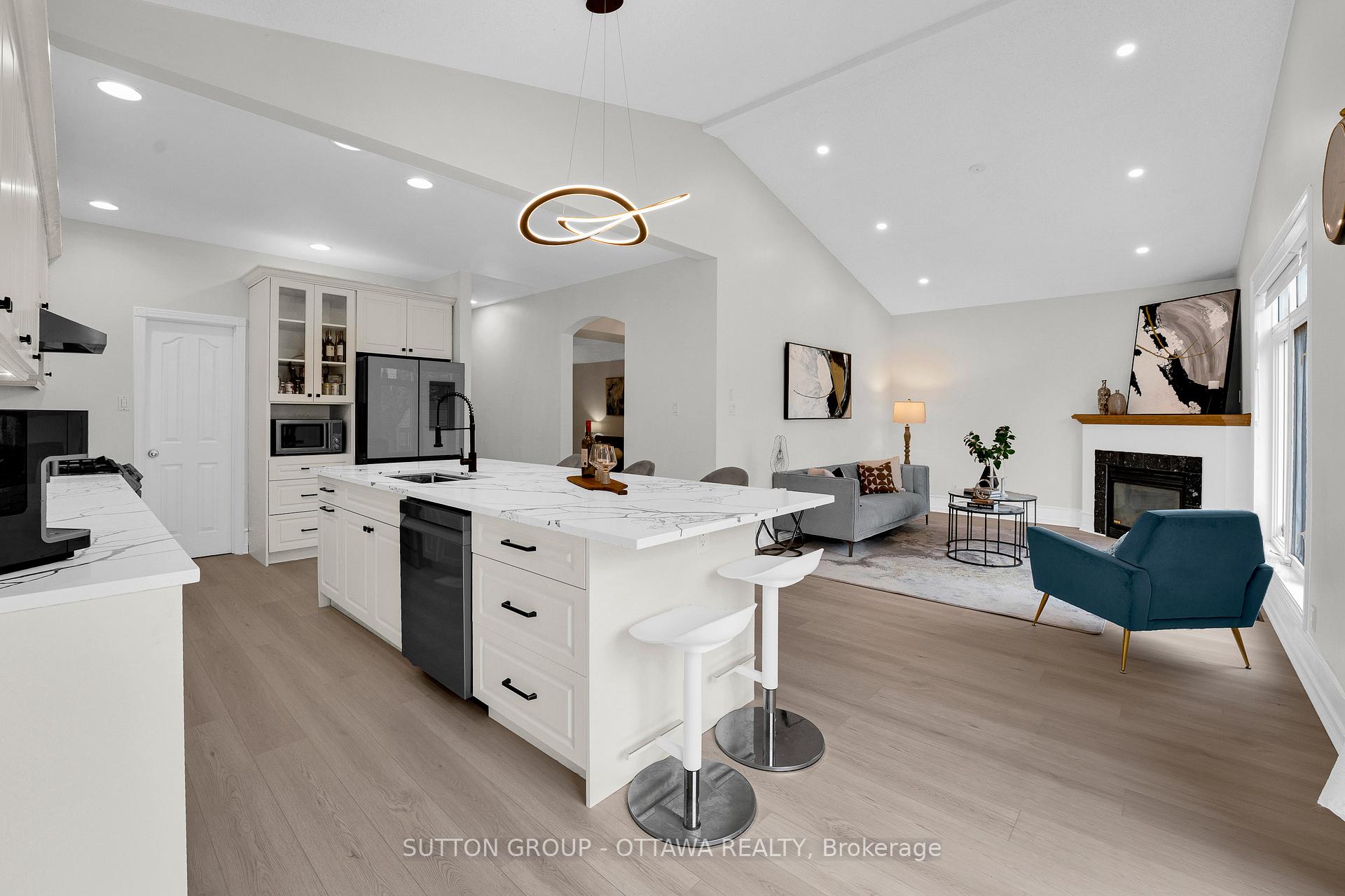 Photo 15 of 8 Dunn Street, Ottawa, Kanata - Beaverbrook — HOMEH