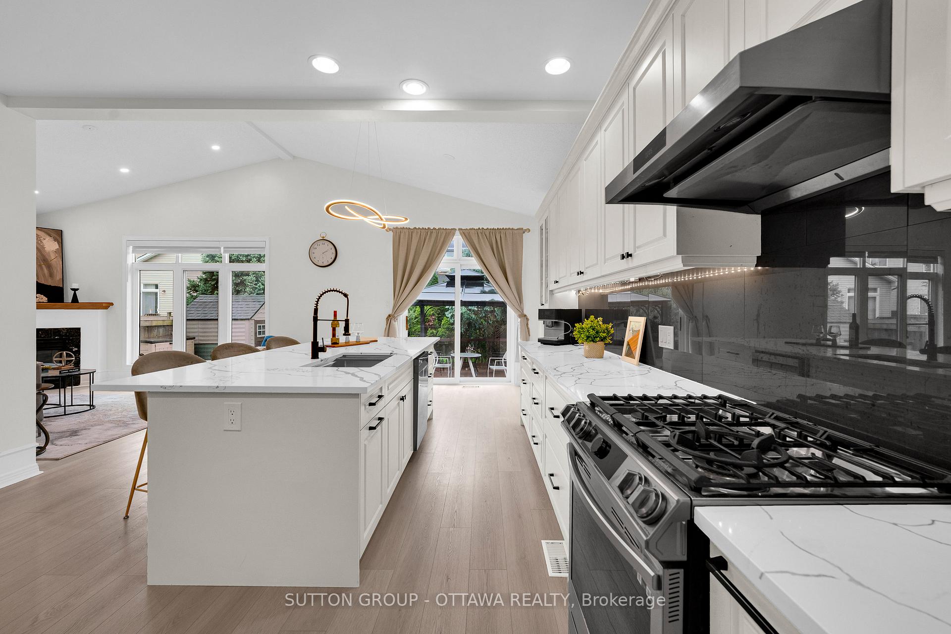 Photo 17 of 8 Dunn Street, Ottawa, Kanata - Beaverbrook — HOMEH