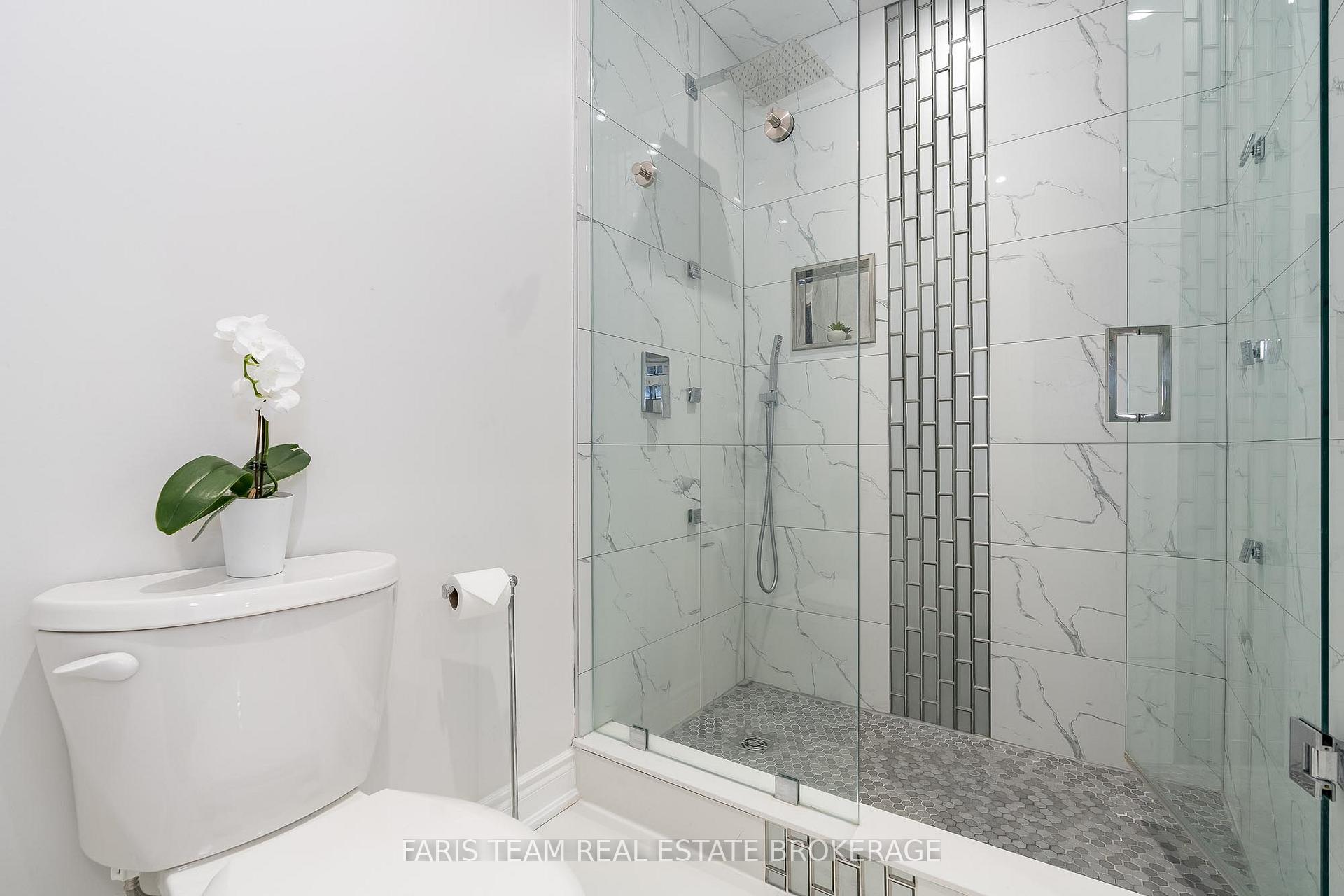 Photo 18 of 1135 Poplar Drive, Innisfil, Gilford — HOMEH