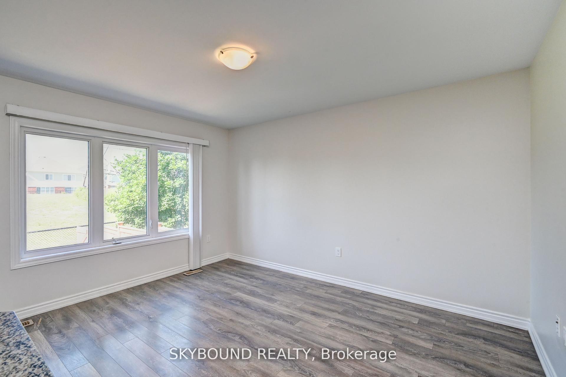 Photo 13 of 216 Waterbrook Lane, Kitchener, Doon South — HOMEH