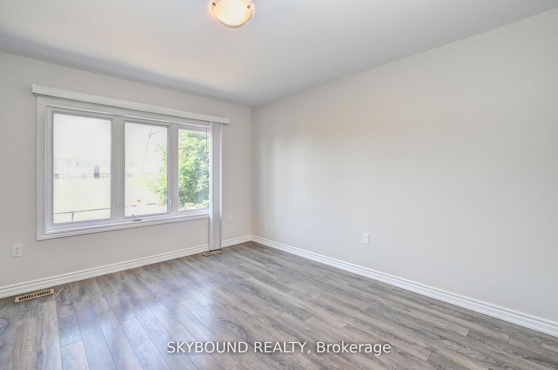 Photo 16 of 216 Waterbrook Lane, Kitchener, Doon South — HOMEH