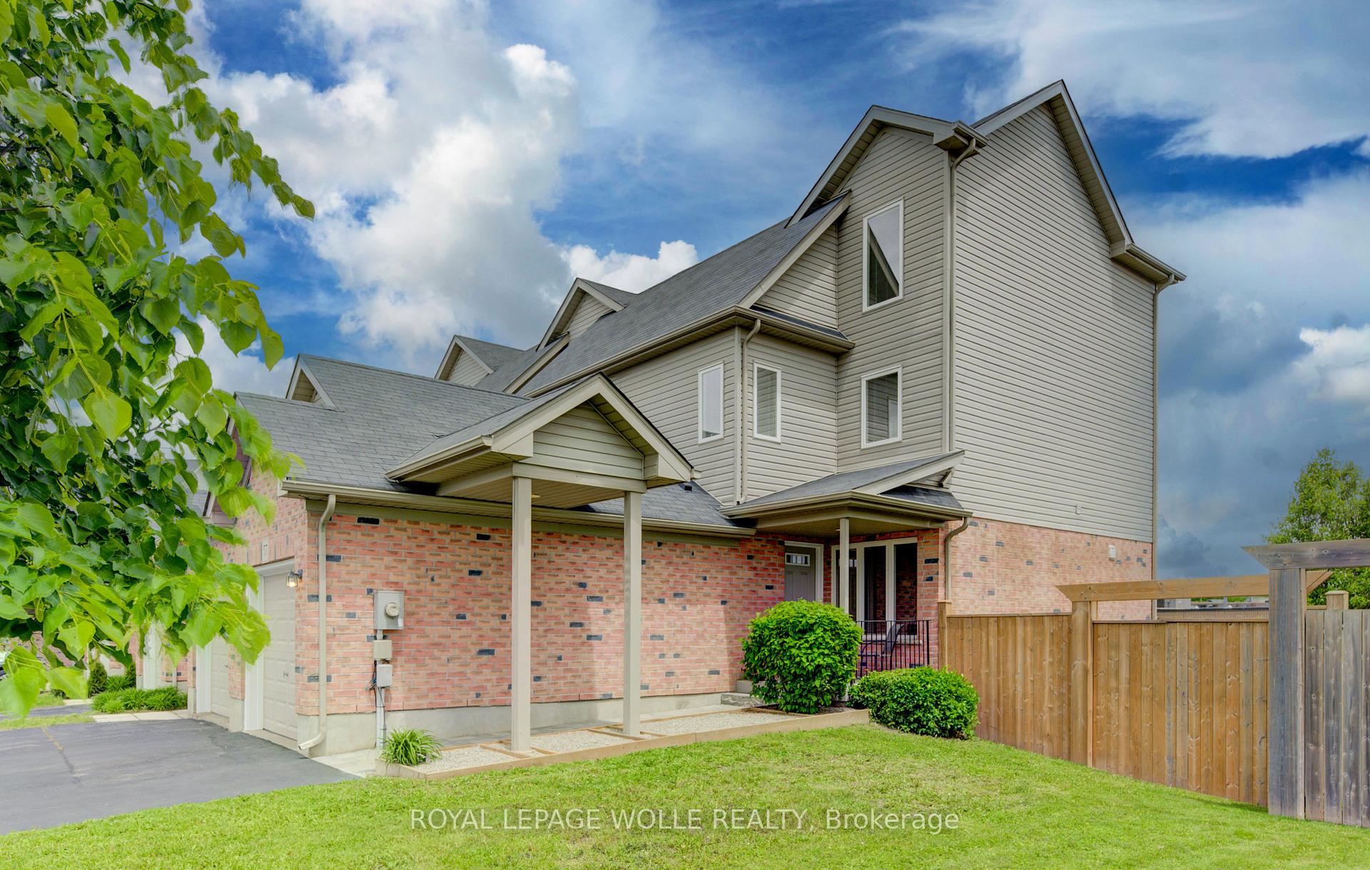 Photo 2 of 57 Brookfield Crescent, Kitchener — HOMEH
