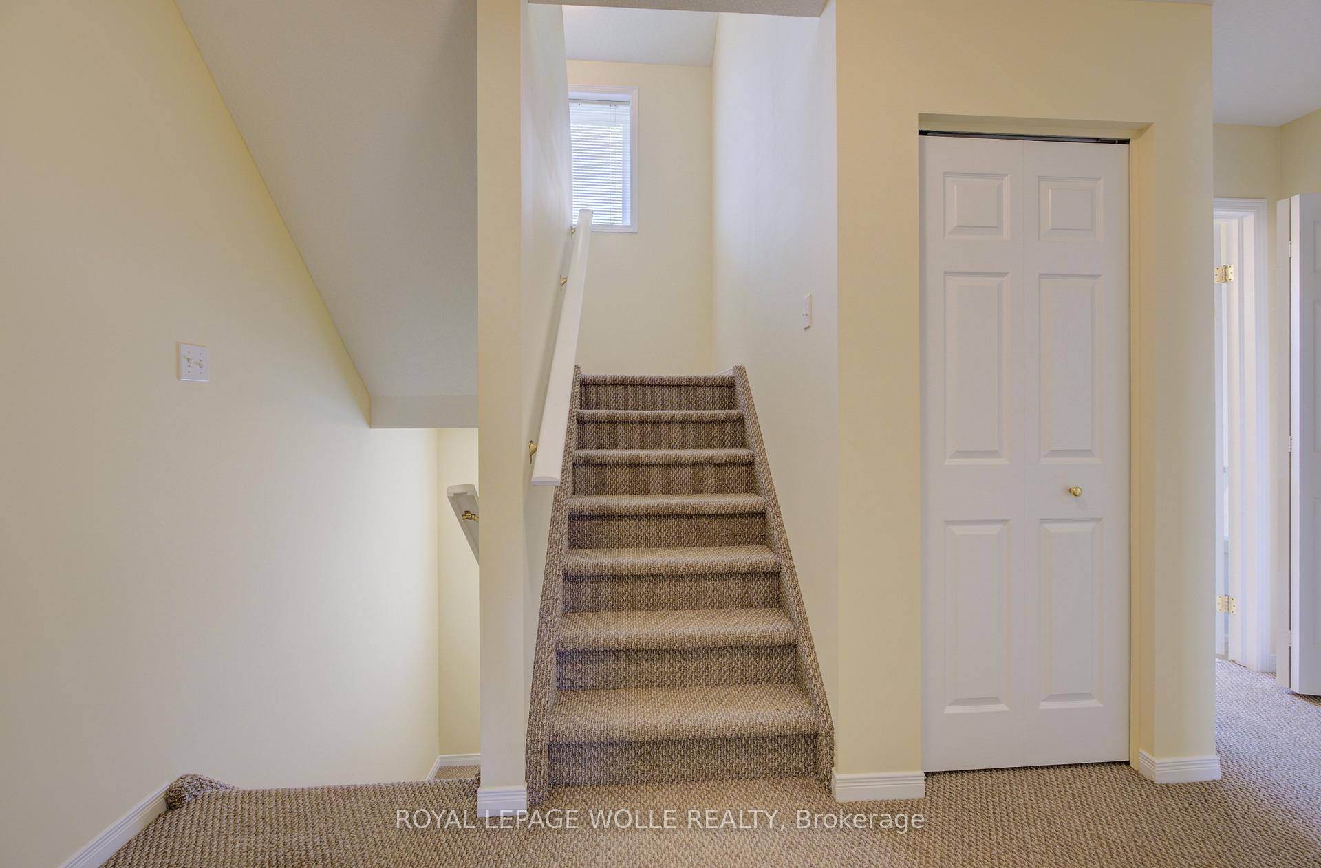 Photo 16 of 57 Brookfield Crescent, Kitchener — HOMEH